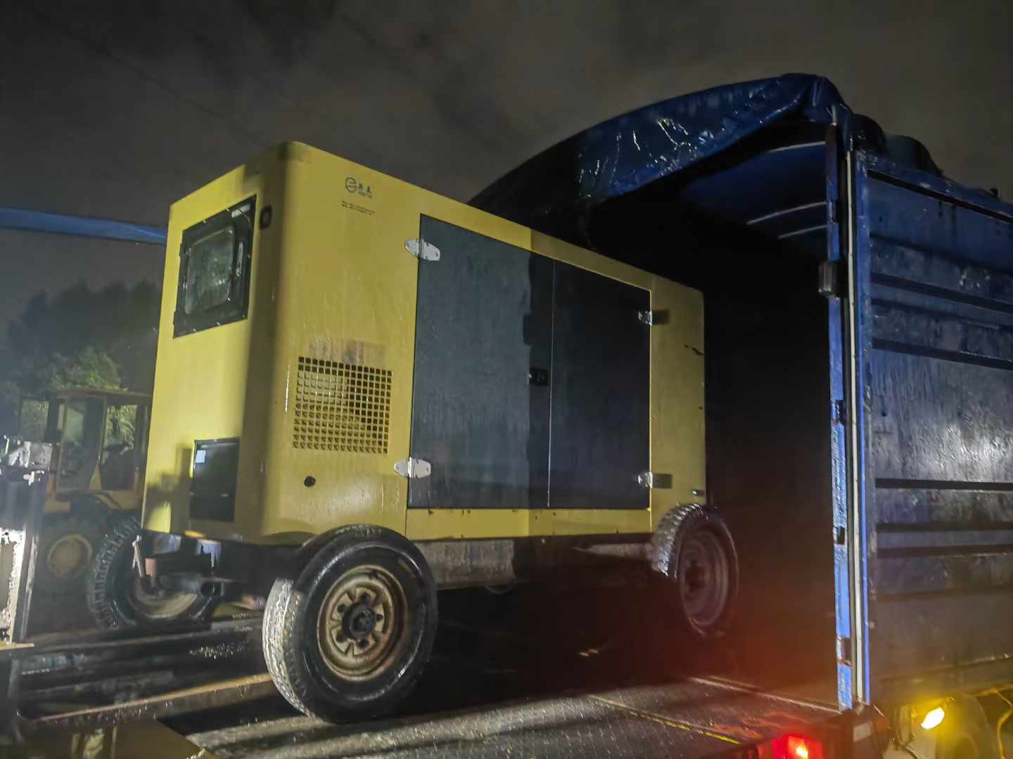 滨湖如何根据负载特性选择合适的柴油发电机？