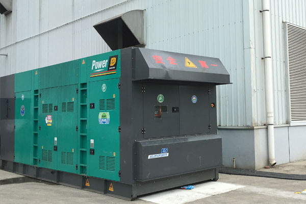 滨湖燃油滤清器的更换流程是怎样的？