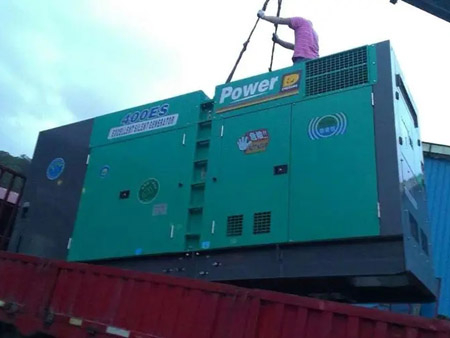 滨湖柴油发电机组转速不稳定时，如何对发动机进行维护？