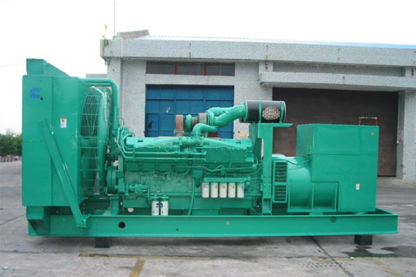 滨湖工厂发电机应急发电时如何更准确地检查发电机状态？