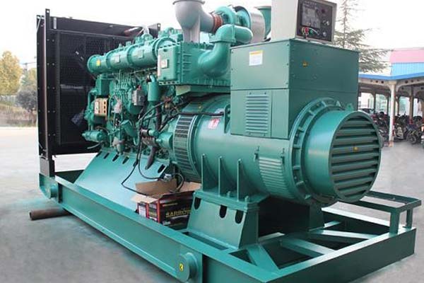 滨湖工厂发电机应急发电中如何优化燃油储备管理？