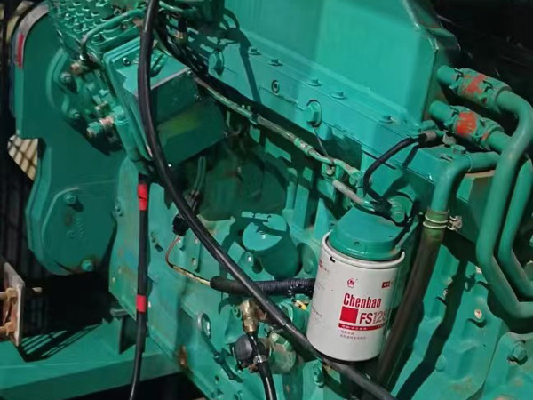 滨湖如何确定新的发电机组控制系统是否与原系统兼容？