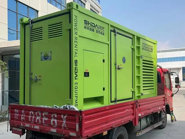 滨湖更换水冷式机油散热器的密封件时，如何选择合适的密封胶？